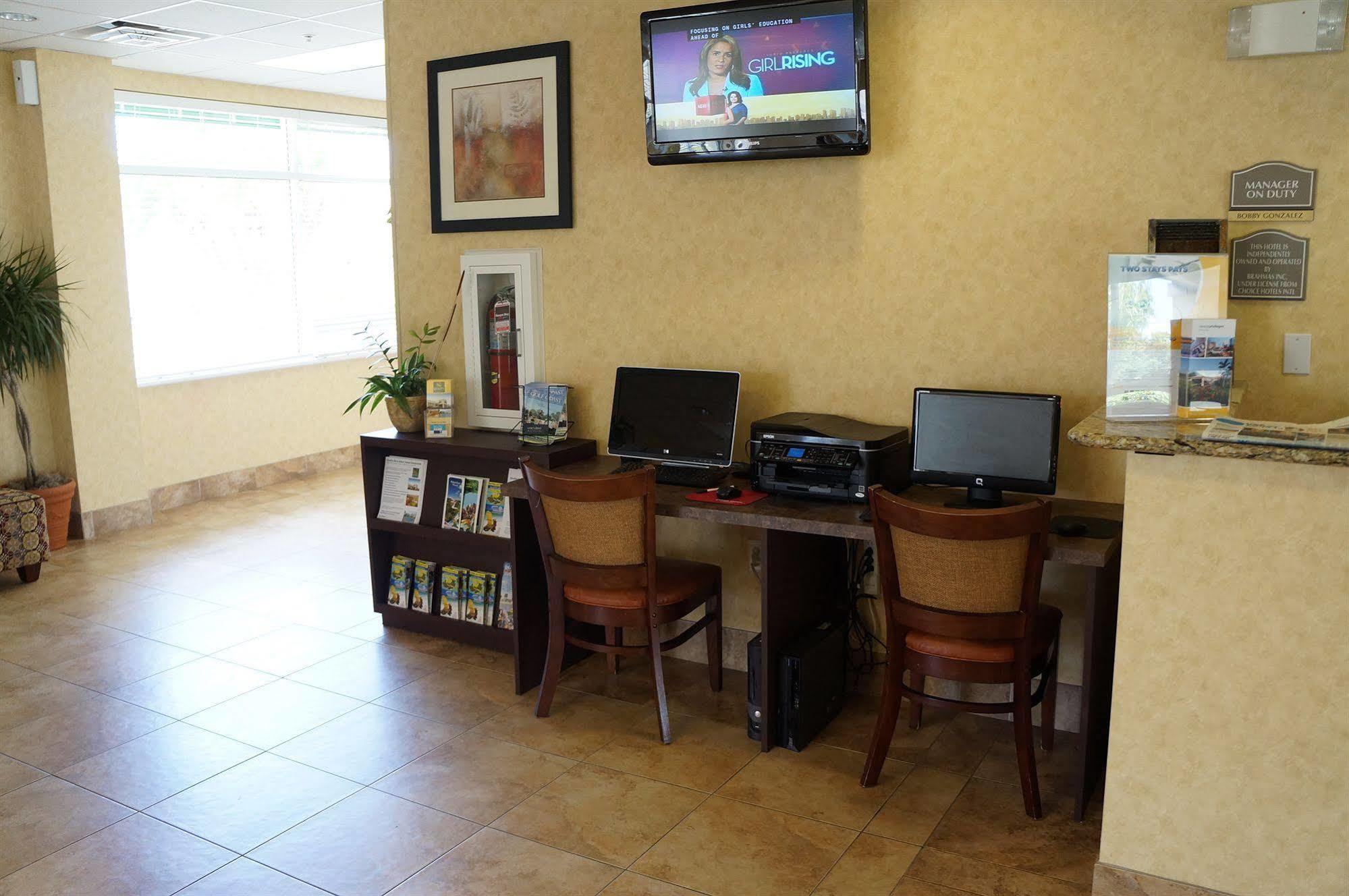 Quality Inn & Suites Tampa-Ybor City Exterior foto